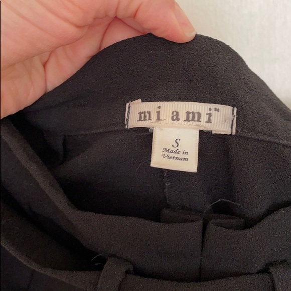 Wide-leg high-waisted pants - Picture 2 of 4